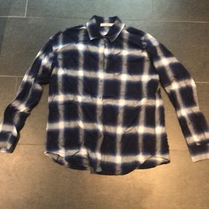 Long sleeve plaid shirt